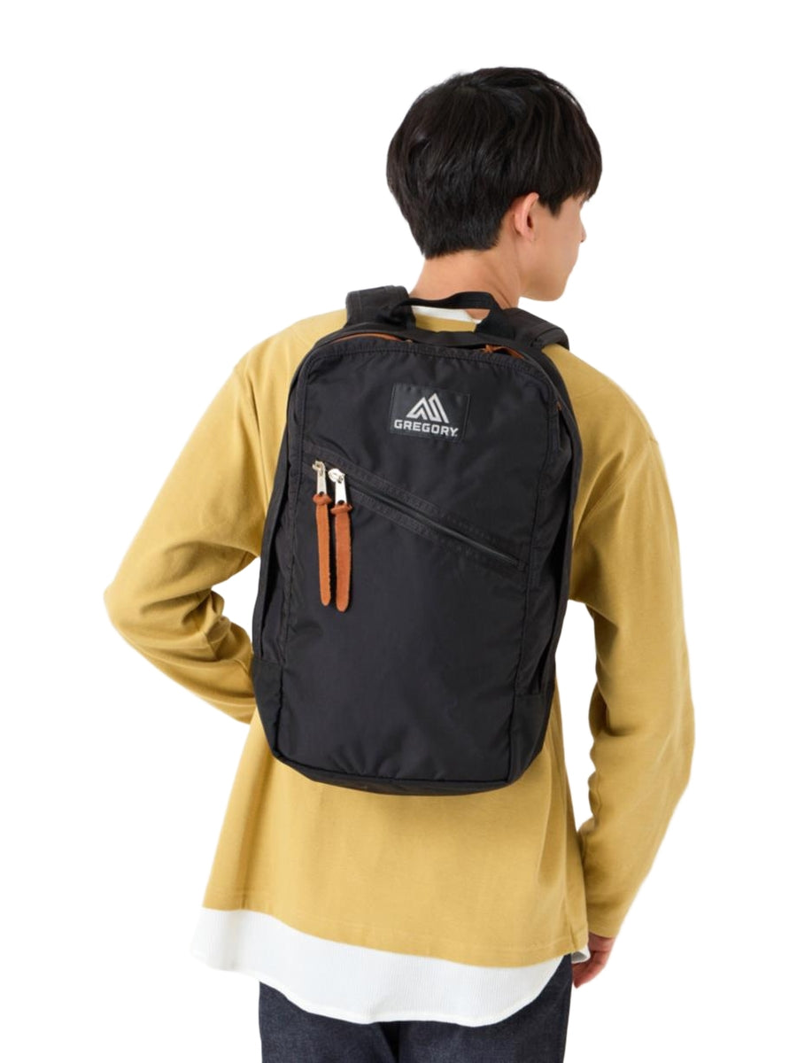 Overhead Day Backpack