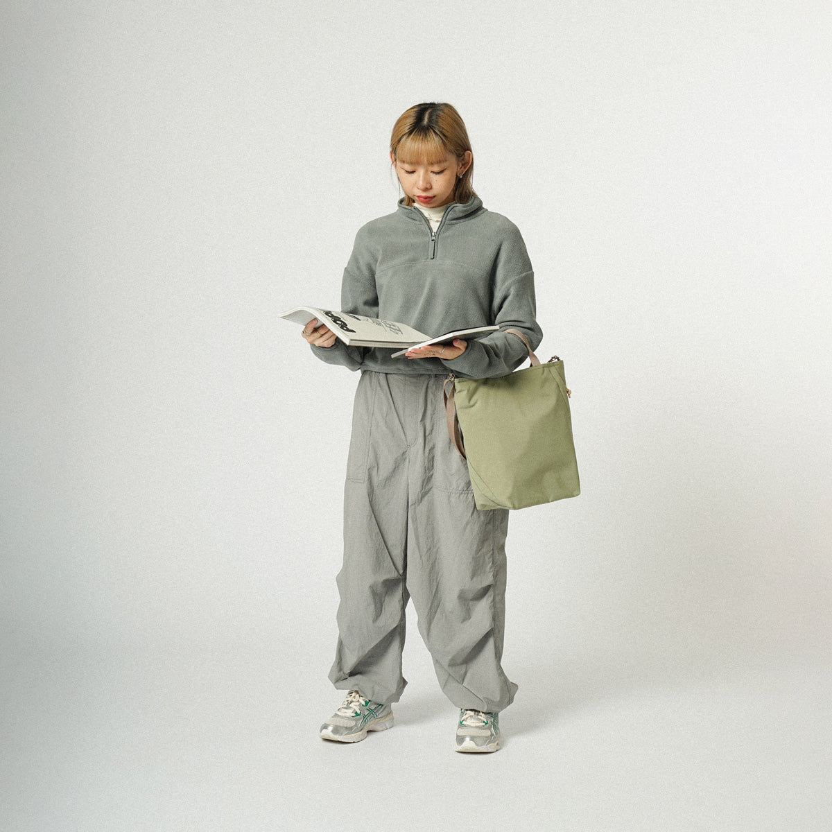 Collin Shoulder Bag
